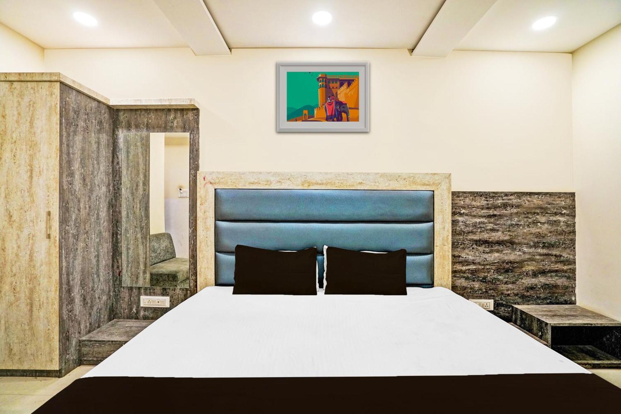 Super Hotel O Shri Shiva Palace Raipur  Exterior photo