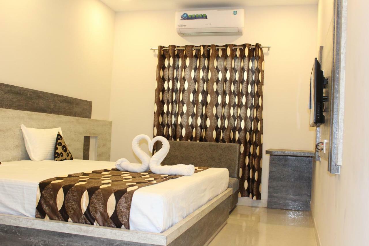 Super Hotel O Shri Shiva Palace Raipur  Exterior photo