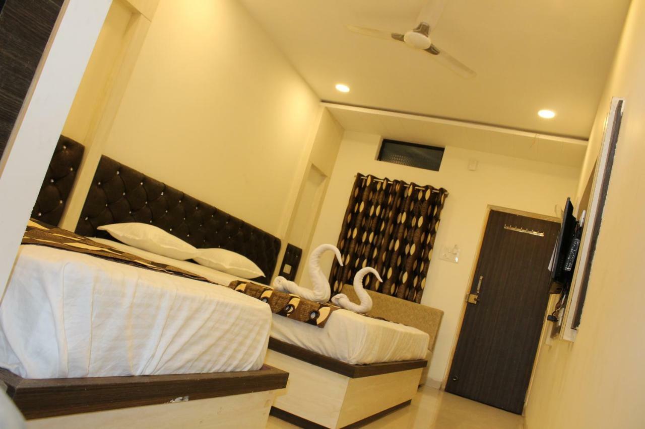 Super Hotel O Shri Shiva Palace Raipur  Exterior photo