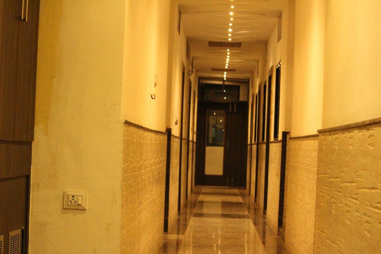 Super Hotel O Shri Shiva Palace Raipur  Exterior photo